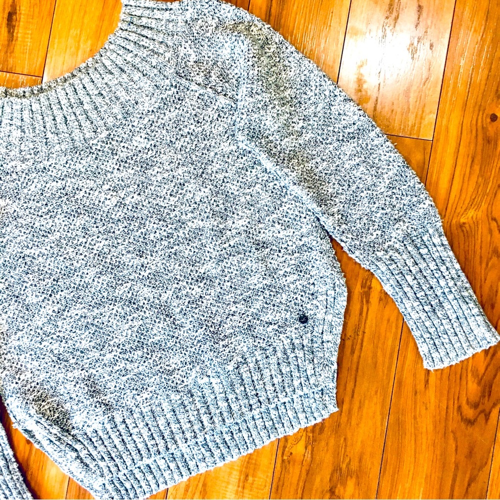 Hollister cable knit cozy Heather grey gray marled style sweater small